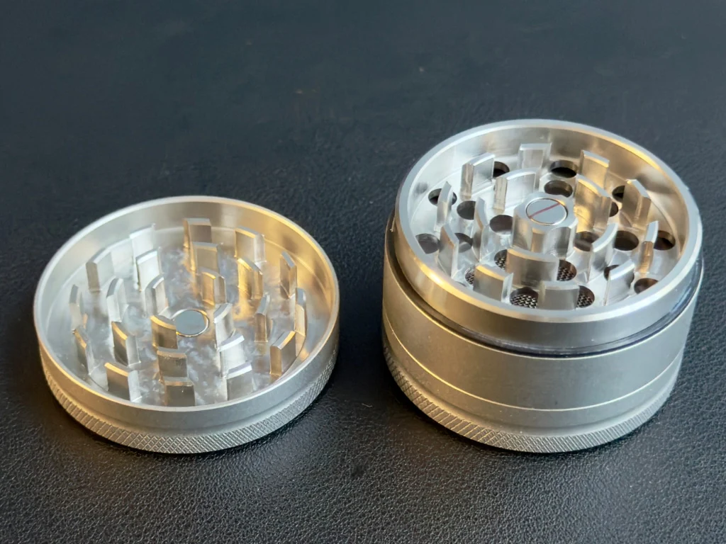 Herb Ripper Stainless Steel Grinder - Image 3