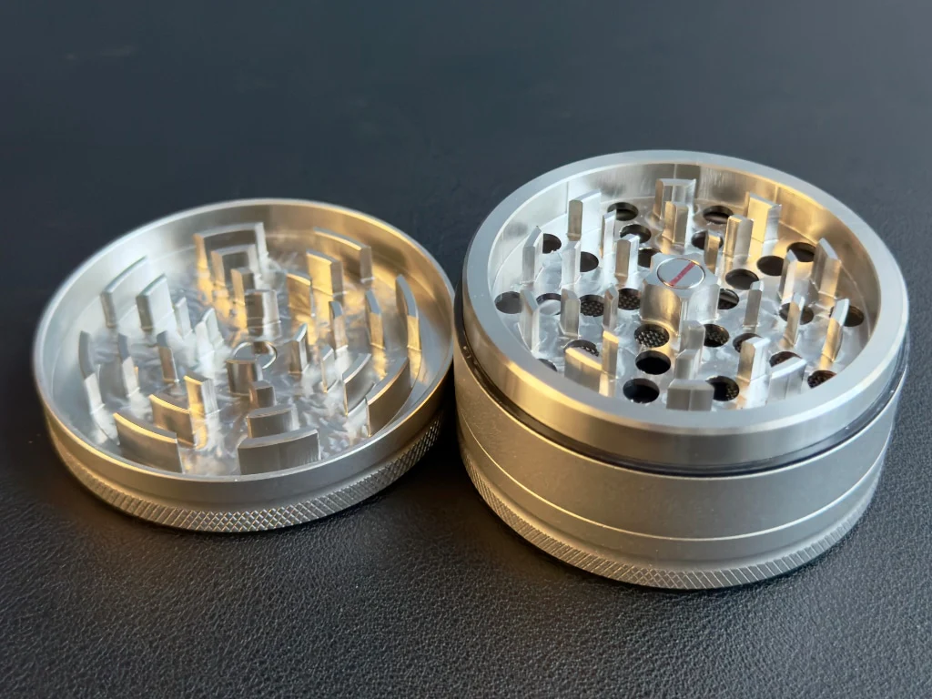 Herb Ripper Stainless Steel Grinder - Image 6